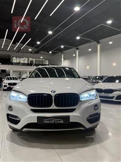 بی ئێم دەبڵیو X6